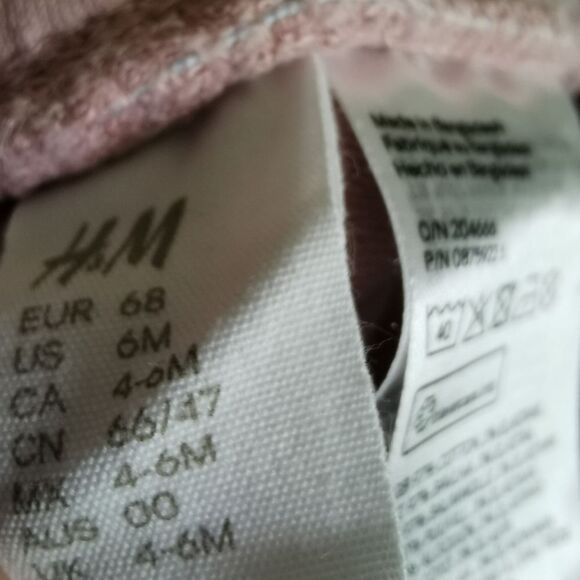 3/$15 H&M pants size 4-6 months - Picture 4 of 4